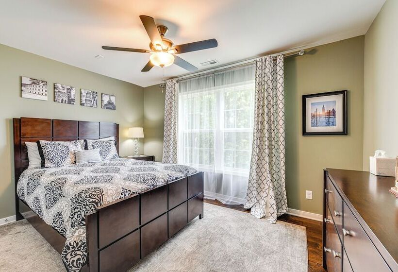 Spacious Chester Home Near Pocahontas State Park!