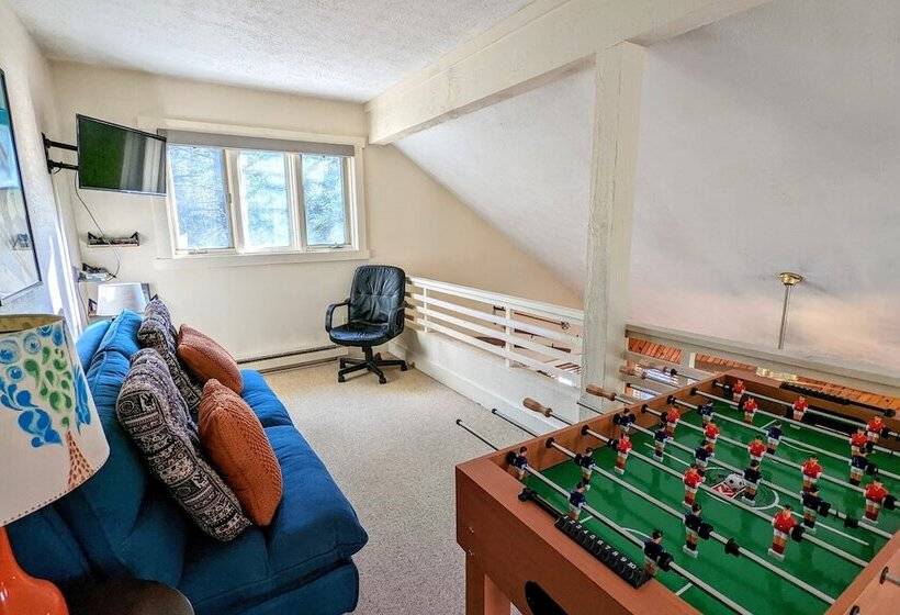 Alpine Allure By Avantstay Indoor Hot Tub, Game Loft, Enclosed Deck