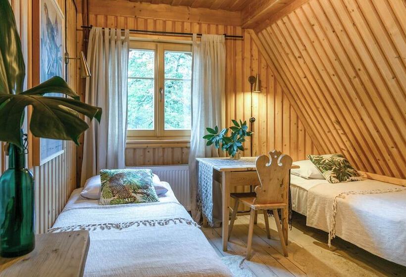 Bed and Breakfast Leśniczówka U Zięby
