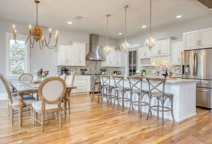 Cypress Breeze By Avantstay Stunning Home + Pool