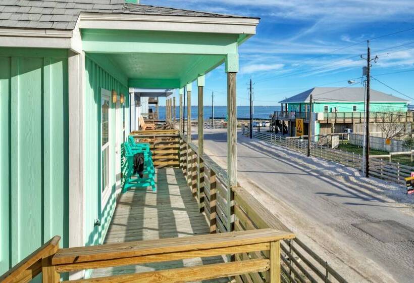 Balcony W/ Bay View Shared Pool + Boat Dock Fat Flounder By Avantstay