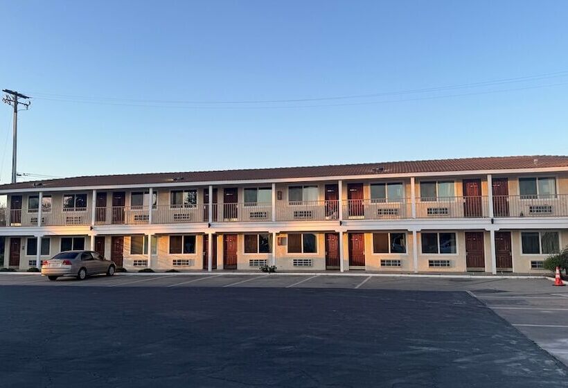 هتل Pacific Express Inn