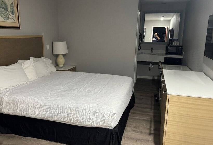 هتل Pacific Express Inn