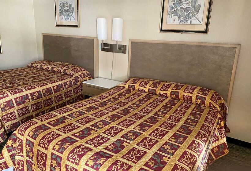 هتل Pacific Express Inn