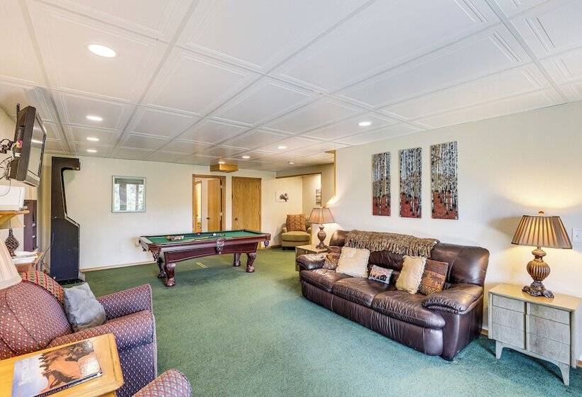 Lead Home In The Mountains W/ Hot Tub + Views!