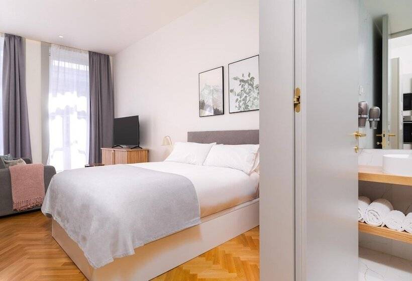 Limehome Porto Rua 31 De Janeiro