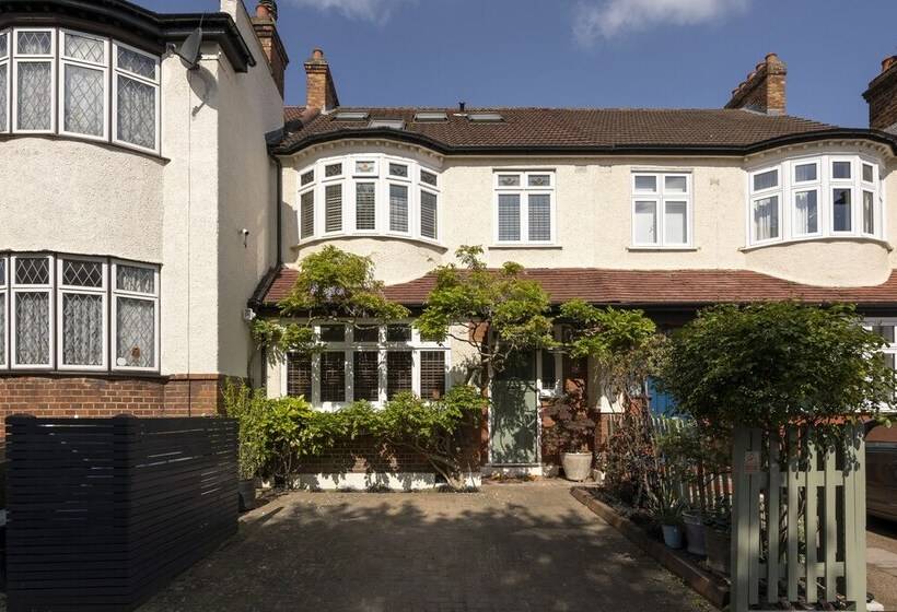 דירת נופש Charming 4 Bed House In South East London