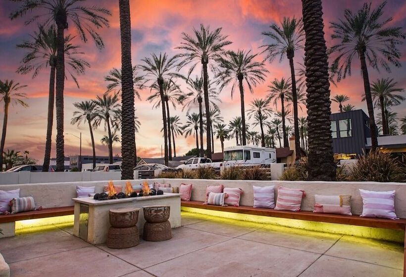 Roma By Avantstay Stylish Oasis W/ Private Pool!