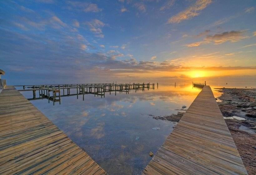 Pool Access + Boat Dock Steps To The Gulf The Pintail By Avantstay