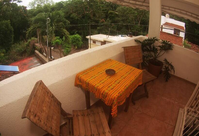 فندق صغير Hostal Casa Blanca