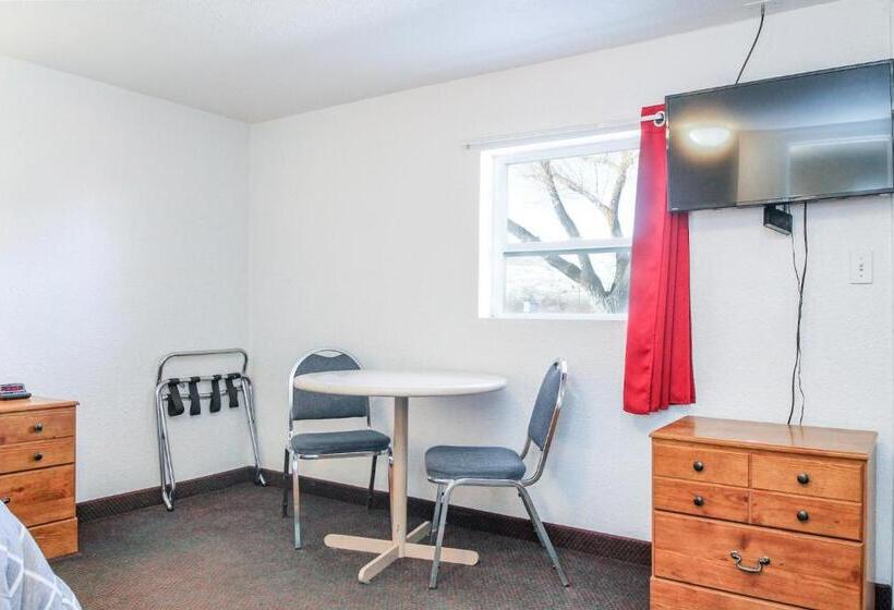Baker City Motel & Rv