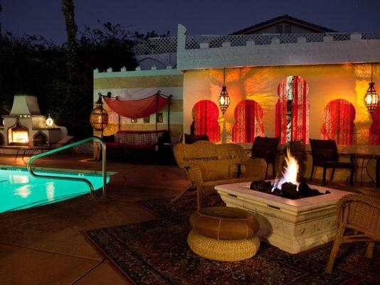 تختخواب و صبحانه El Morocco Inn & Spa