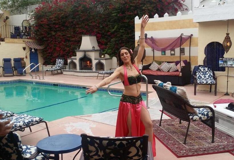 تختخواب و صبحانه El Morocco Inn & Spa