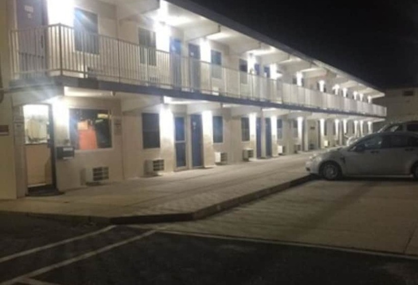 Flamingo Motel