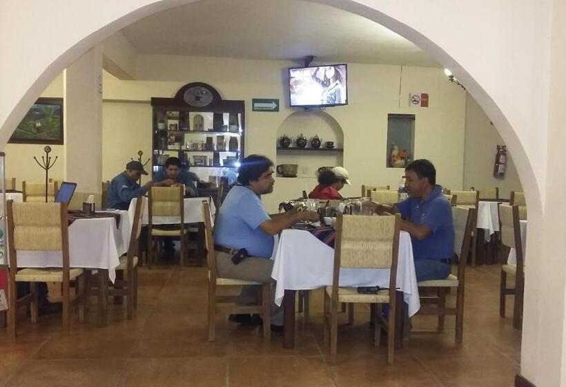 فندق El Cafetalero
