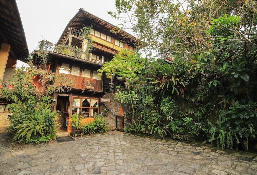 هتل La Casa De Piedra By Rotamundos