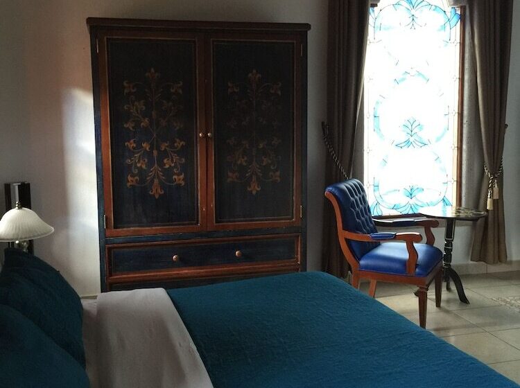 فندق Mansion Real