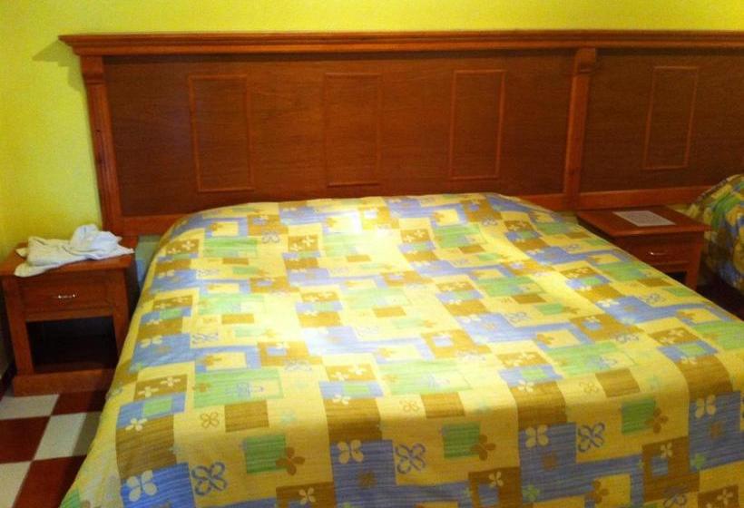 فندق Posada Castillo Panteon Ingles