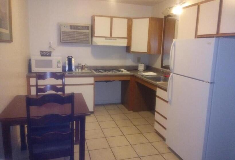 هتل Stay Saratoga