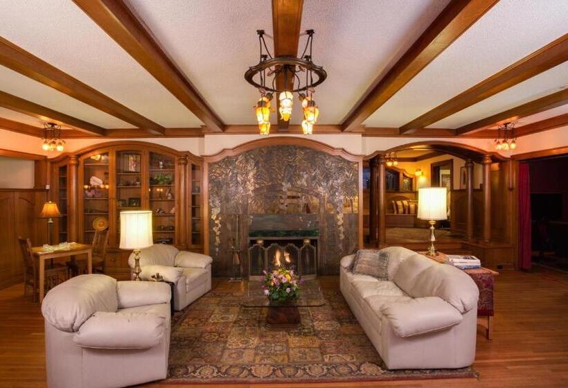هتل Stewart Inn