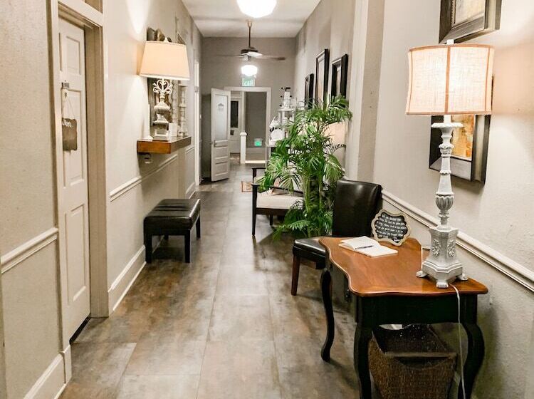 فندق The Loft On The Square