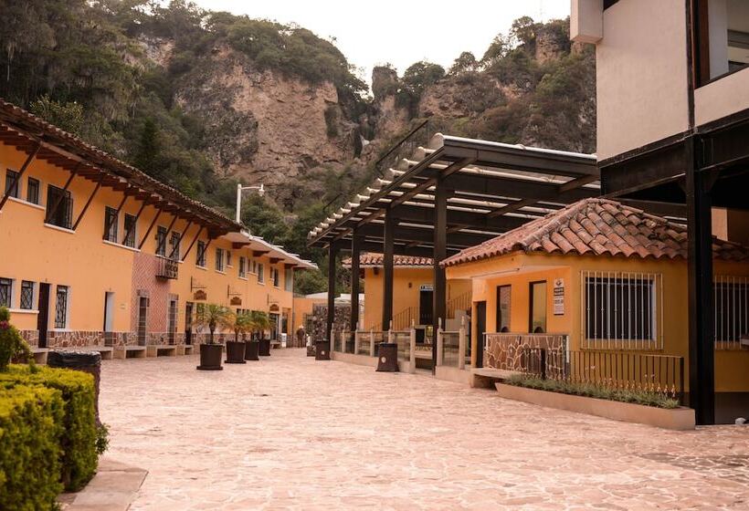هتل Y Aguas Termales De Chignahuapan