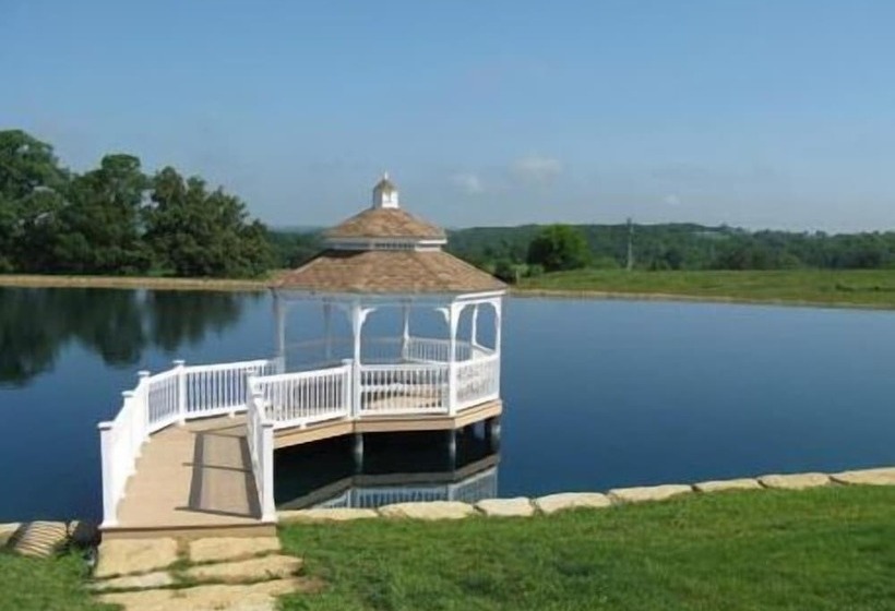 Lefevre Inn And Resort