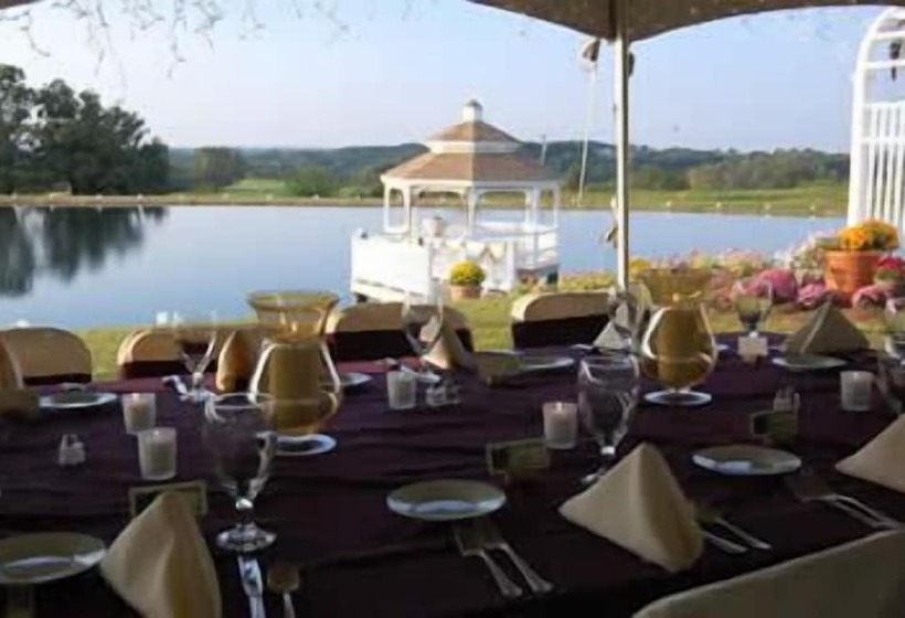 Lefevre Inn And Resort