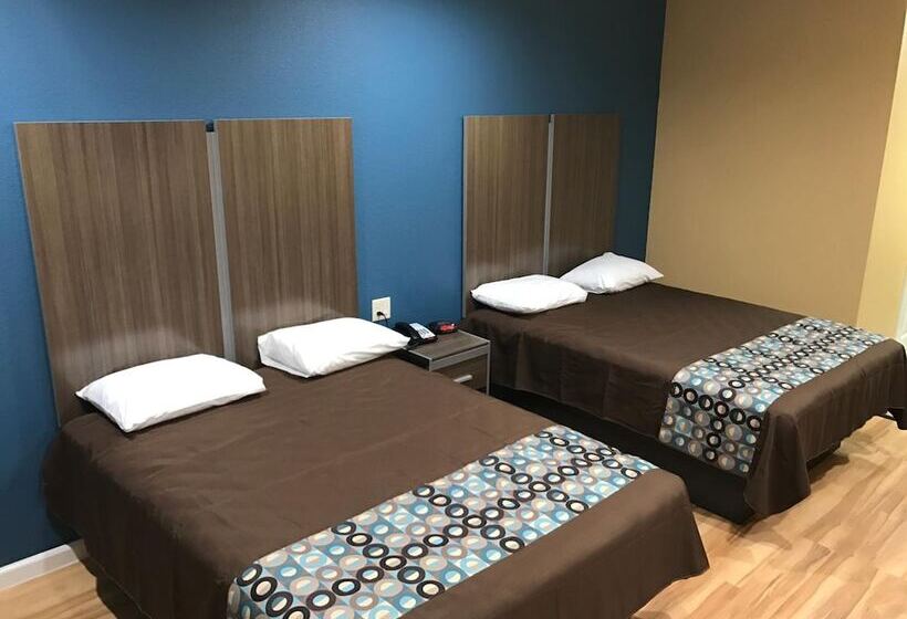 מוטל Deluxe Inn & Suites   Baytown