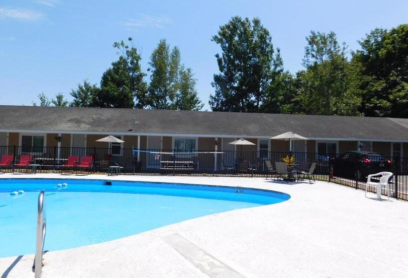 مُتل Emerald Isle Inn  Hampton