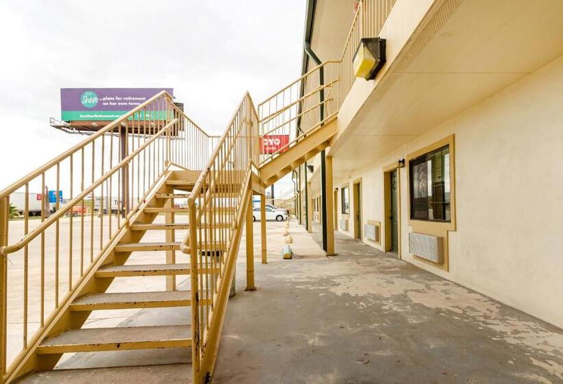 모텔 OYO Hotel Pearsall I-35 East