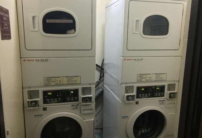 فندق على الطريق Sierra Inn