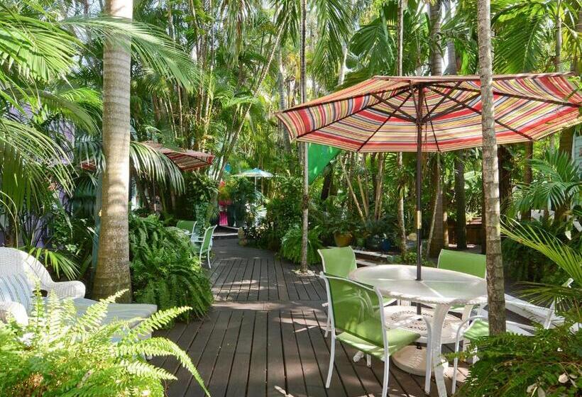 Pineapple Point Guesthouse & Resort   Gay Men S Resort