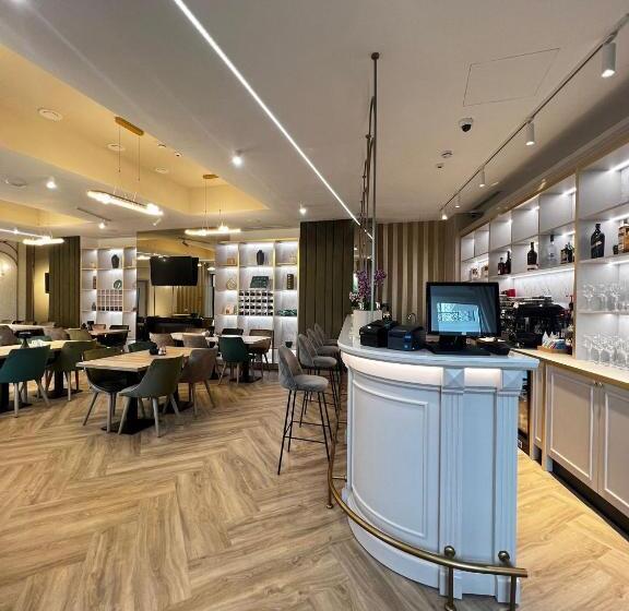 هتل Boutique Balș
