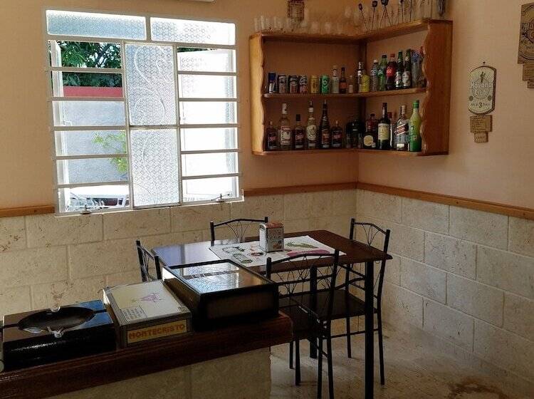 Hostal Los Jasmines