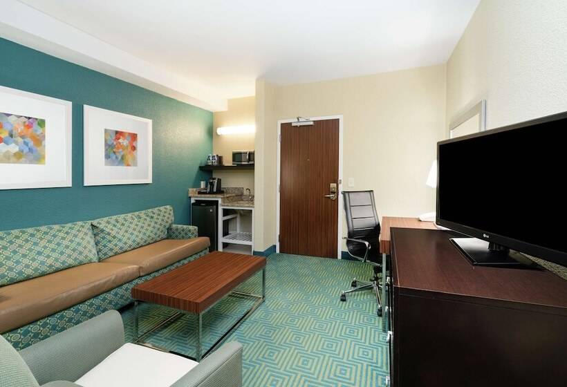 هتل Hilton Garden Inn Dalton