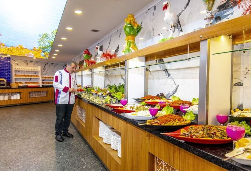 فندق Relax Beach