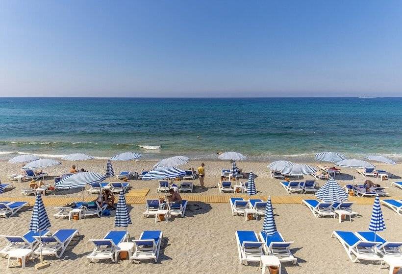 فندق Relax Beach