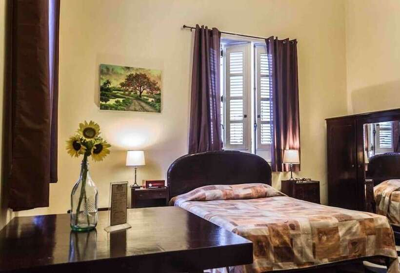 پانسیون Hostal Belele
