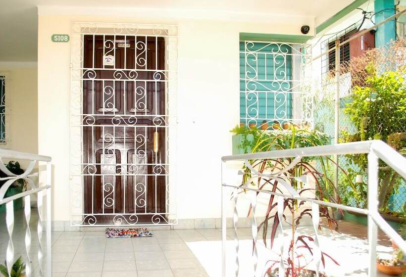 پانسیون Chalet San Carlos
