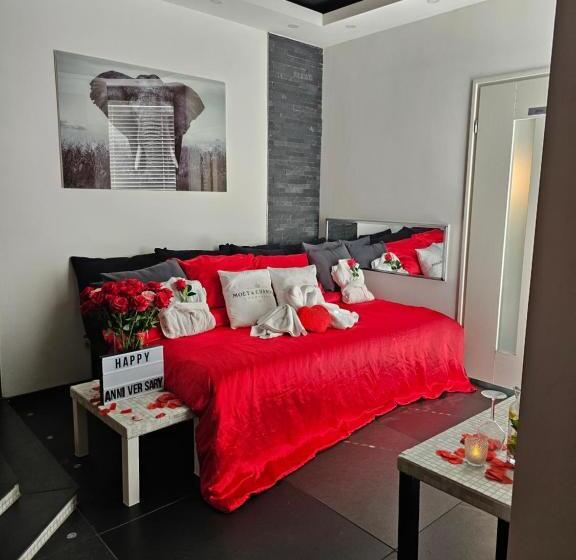 تختخواب و صبحانه Bed & Wellness Angie