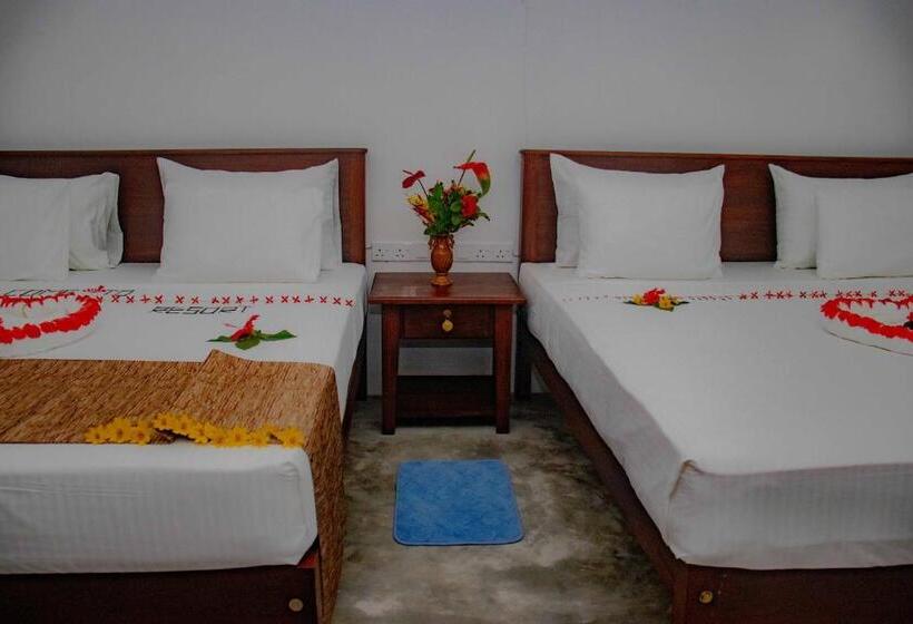تختخواب و صبحانه Eagle Resort