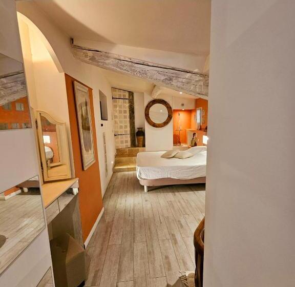 مبيت وإفطار Suite Lou Peïro