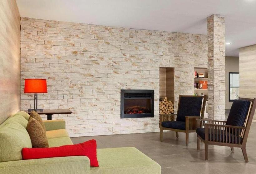 هتل Country Inn & Suites By Radisson, Jackson Airport, Ms