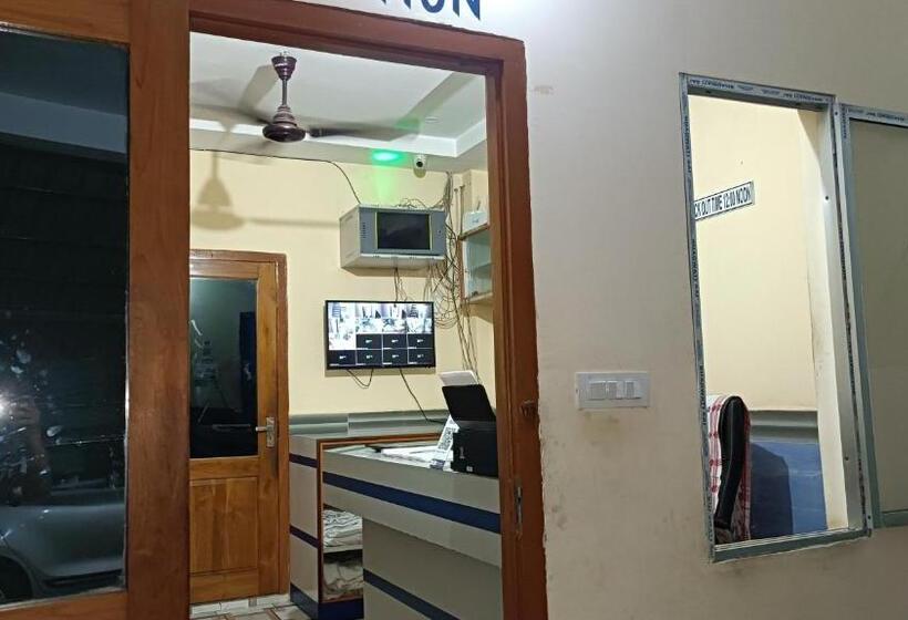 هتل Gb Guest House By Roh