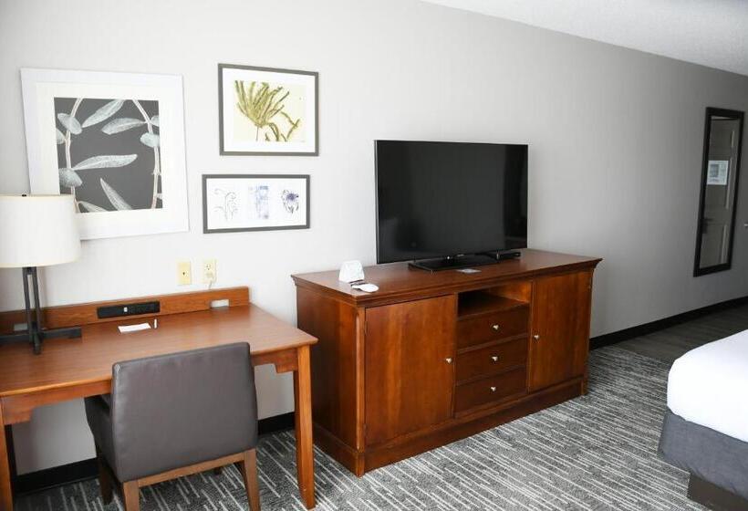 هتل Harmony Inn & Suites
