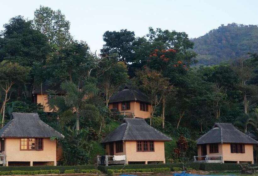 هتل Leehu Coffee Farm