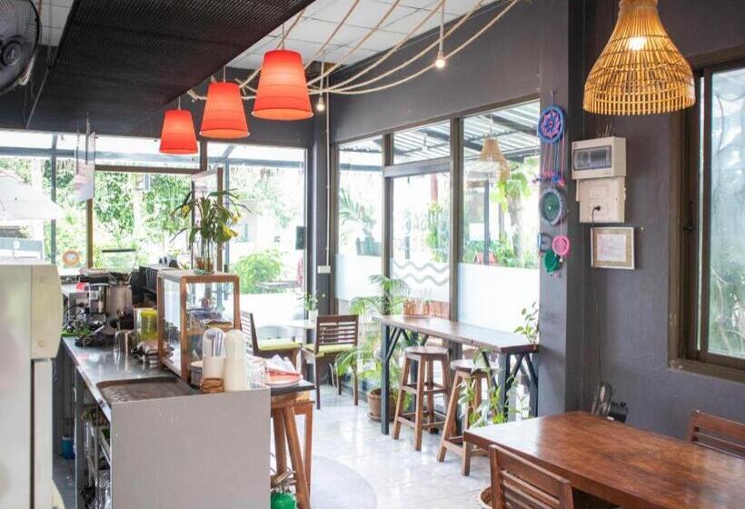 هتل Oyo 567 U Residence