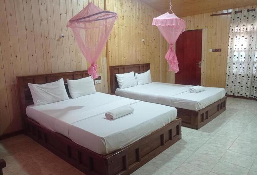 هتل Silver Beach