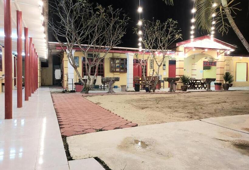 Irama Resort Amir Yjs , Pantai Irama Bachok